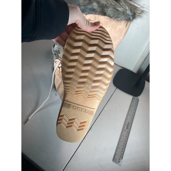 Sorel Women's Joan of Arctic Boots Size 10 - Picture 4 of 6